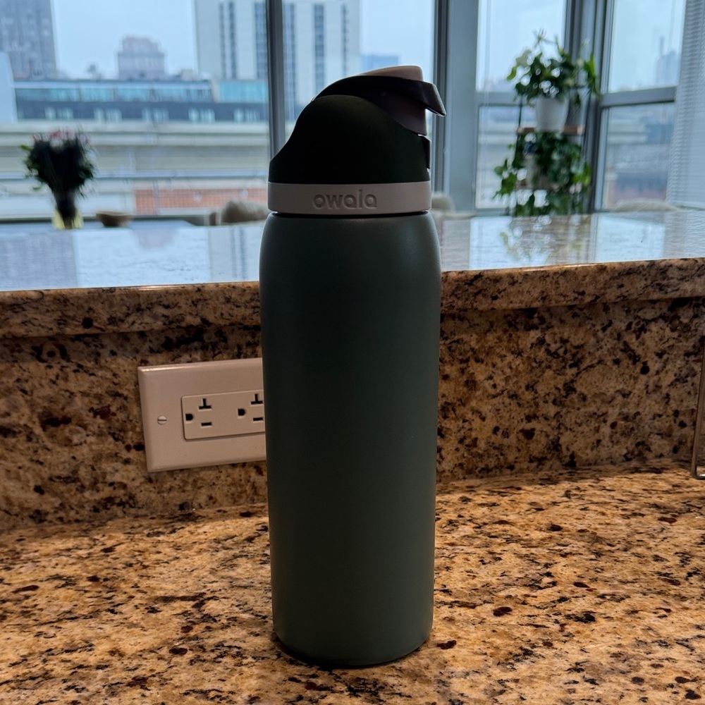 Owala FreeSip Stainless Steel Water Bottle, 40oz